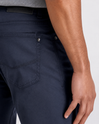 Pantalón vaquero marino Pierre Cardin