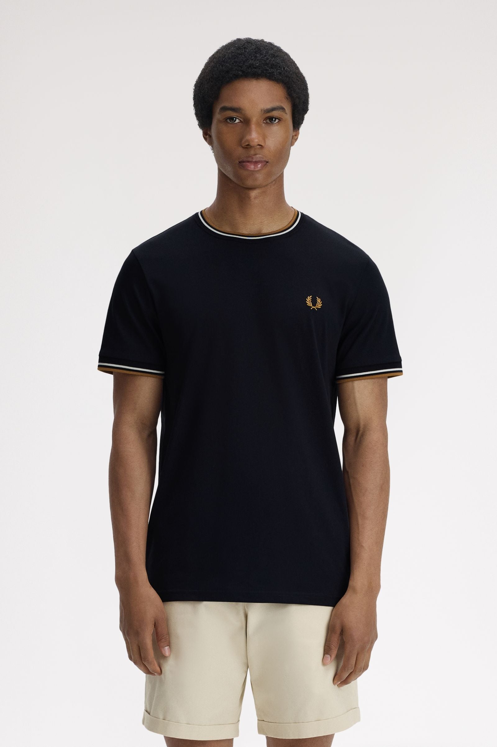 Camiseta negra doble linea Fred Perry