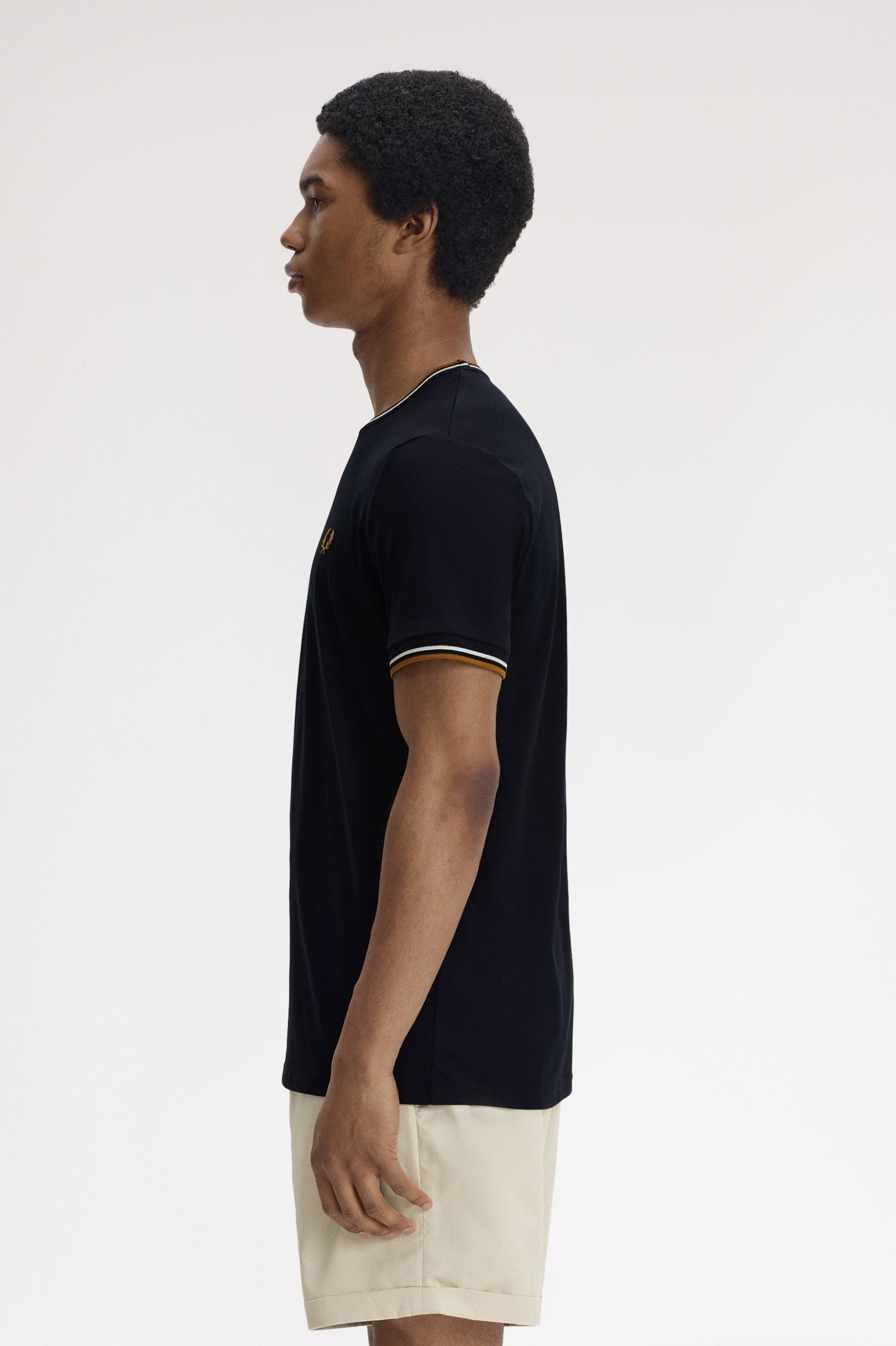 Camiseta negra doble linea Fred Perry