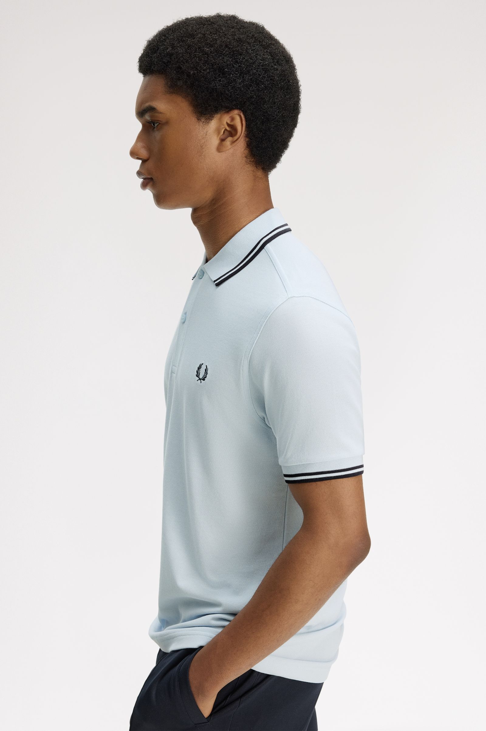Polo de algodón doble banda azul claro Fred Perry