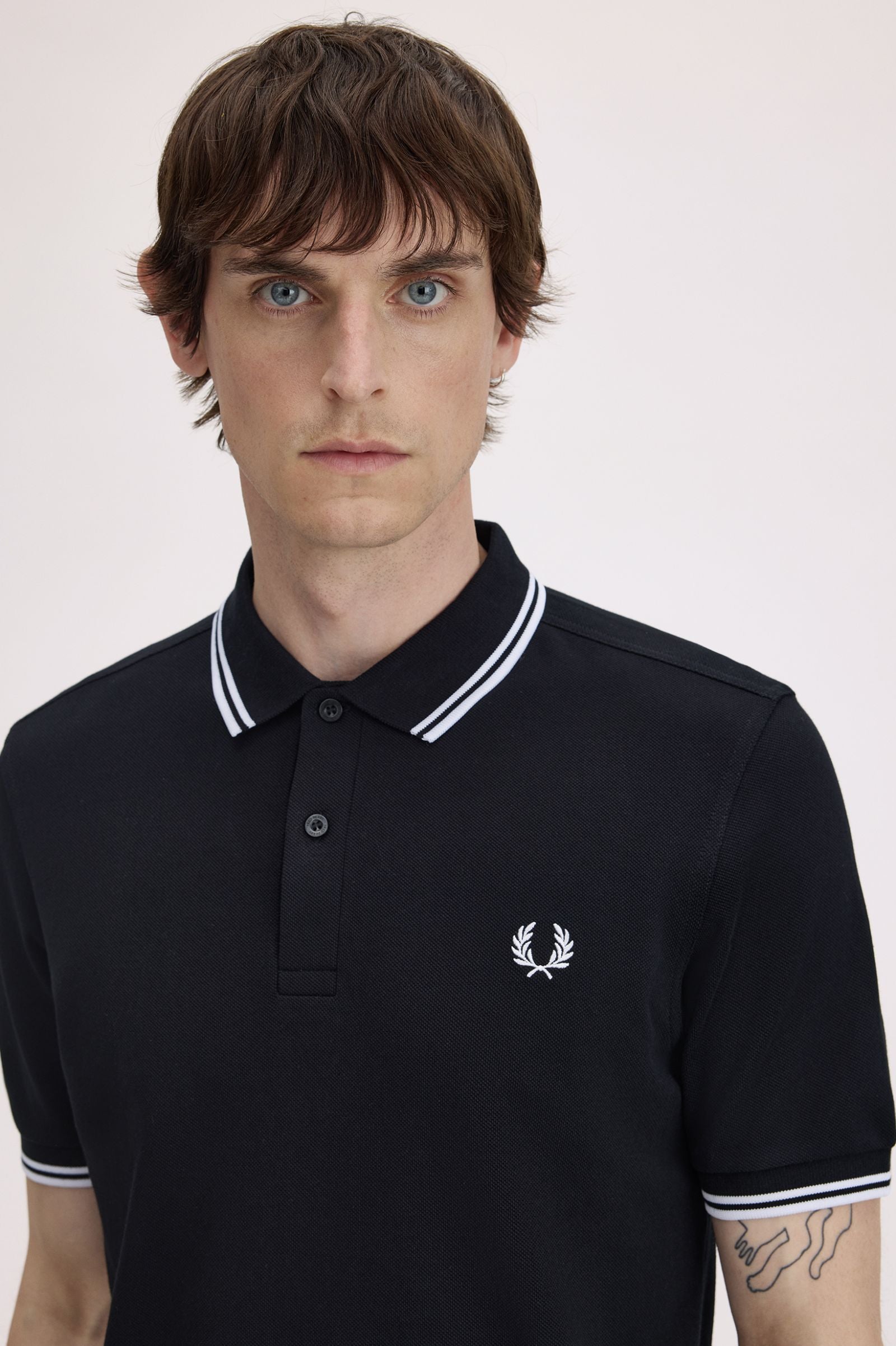 Polo de algodón doble banda negro Fred Perry