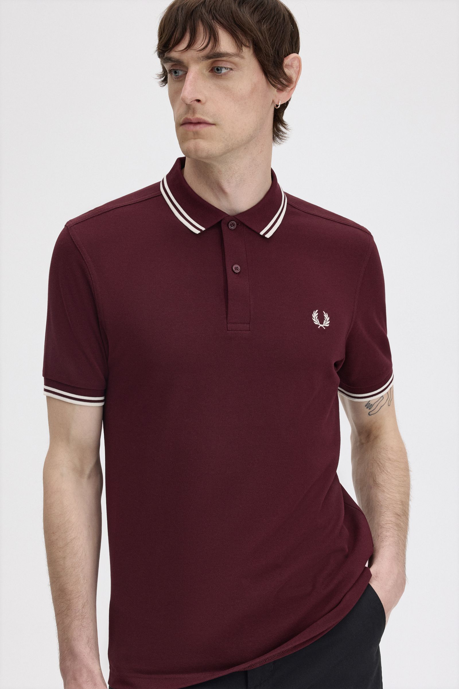 Polo de algodón doble banda granate Fred Perry