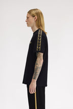 camiseta fred perry ringer vista lateral ajuste cómodo algodón