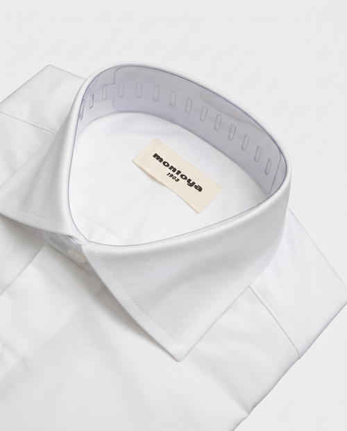 Camisa de algodón blanca lisa